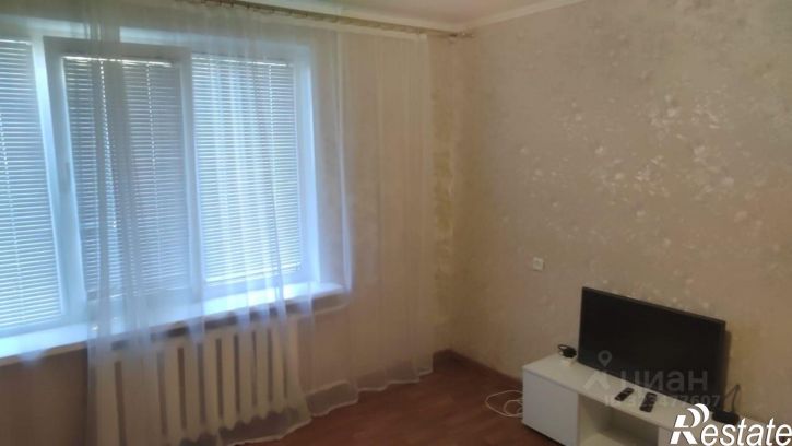 2-комн квартира улица Гагарина, 1А,  д. 1А