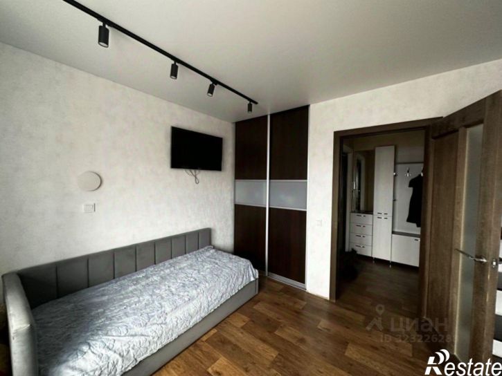 3-комн квартира проспект Строителей, 23В,  д. 23В