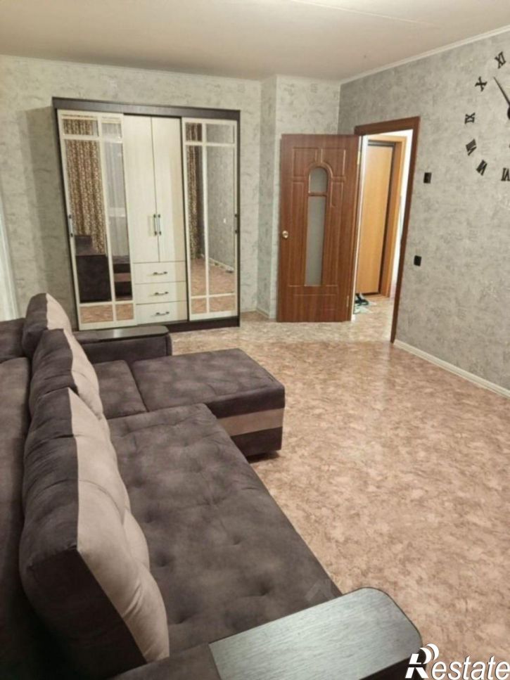 1-комн квартира проспект Строителей, 49,  д. 49