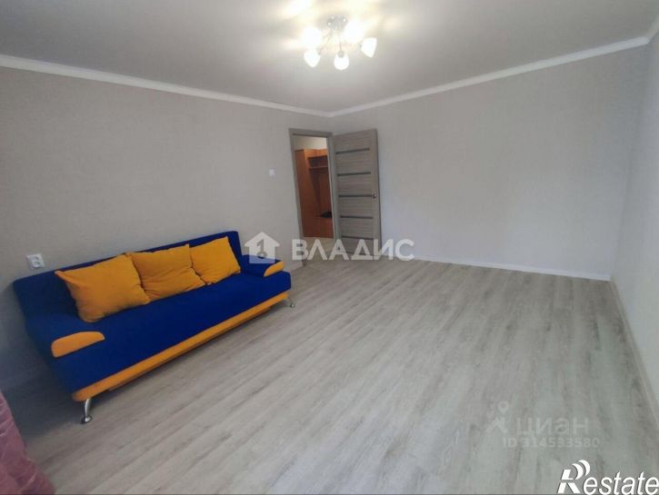 3-комн квартира проспект Вахитова, 11,  д. 11