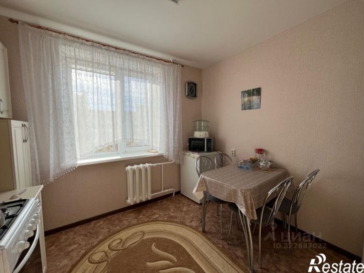 2-комн квартира улица Рифката Гайнуллина, 16,  д. 16