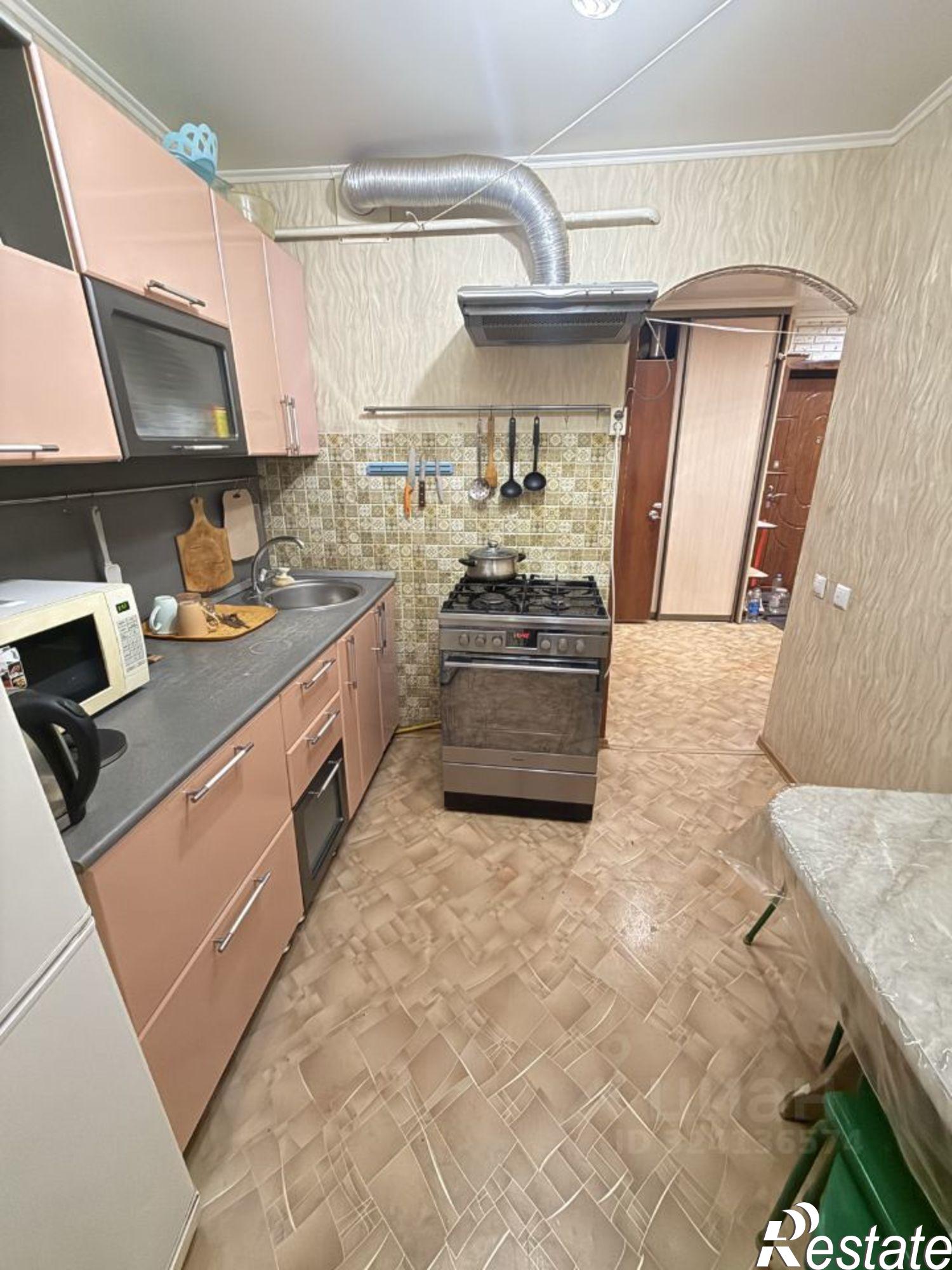 Сдать квартиру за 35 000 рублей на проспект Вахитова, 11