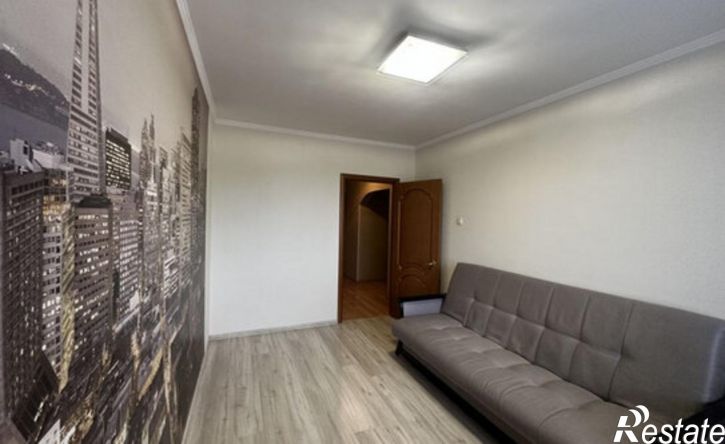 3-комн квартира проспект Химиков, 94,  д. 94