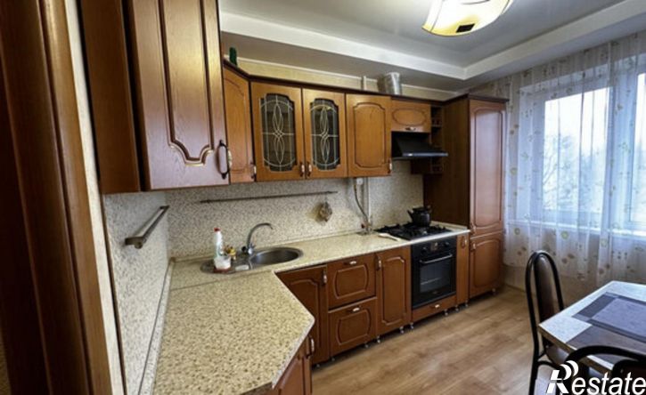 3-комн квартира проспект Химиков, 94,  д. 94