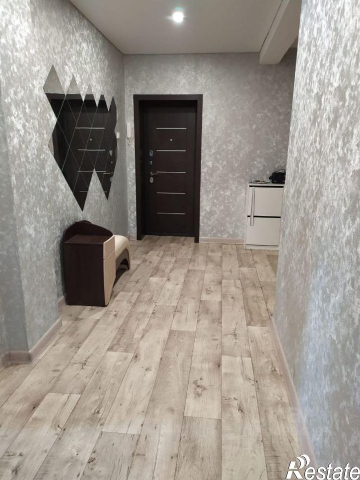 4-комн квартира пр-кт Химиков, 7,  д. 7