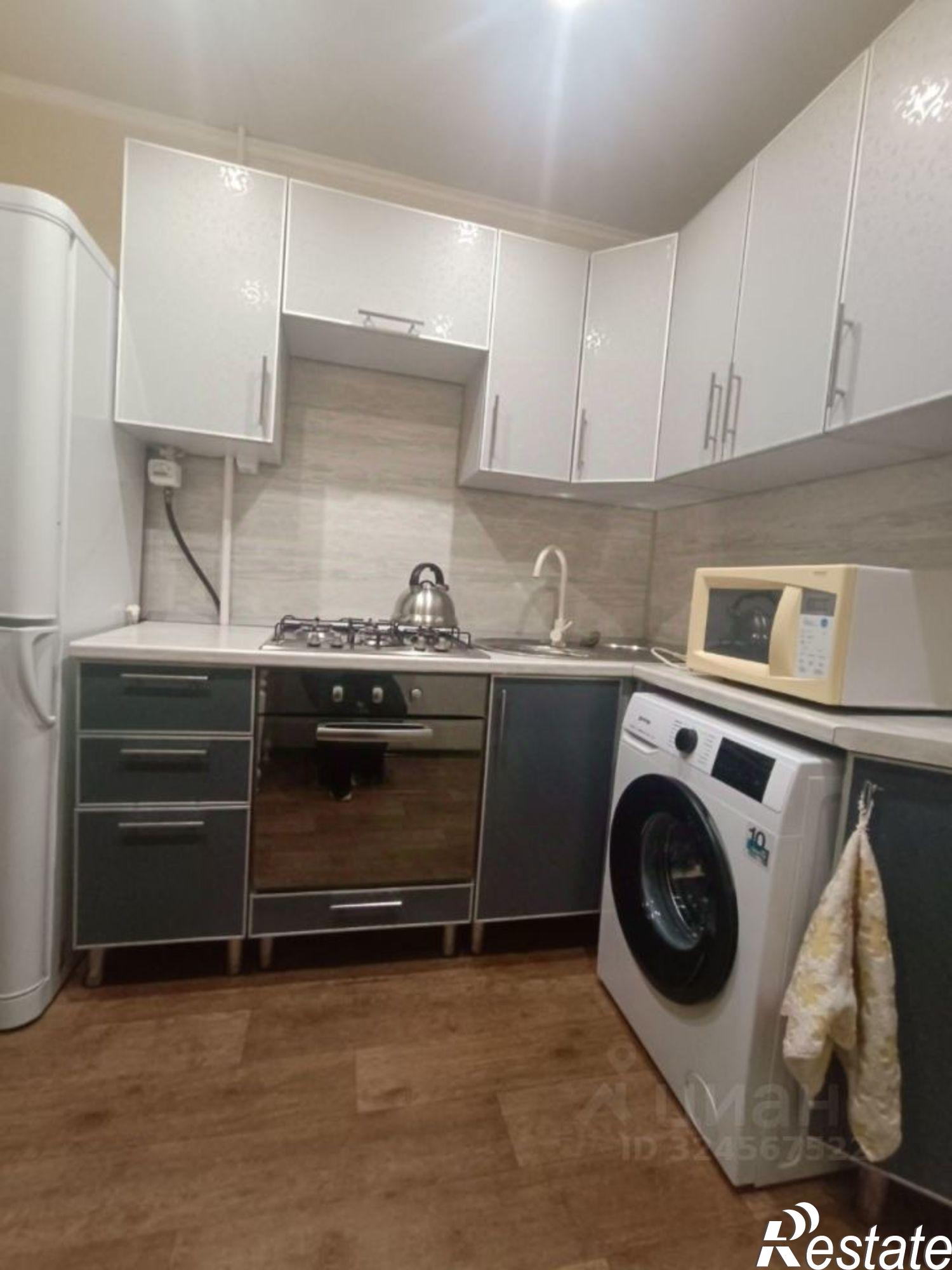 Сдать квартиру за 23 000 рублей на проспект Шинников, 81