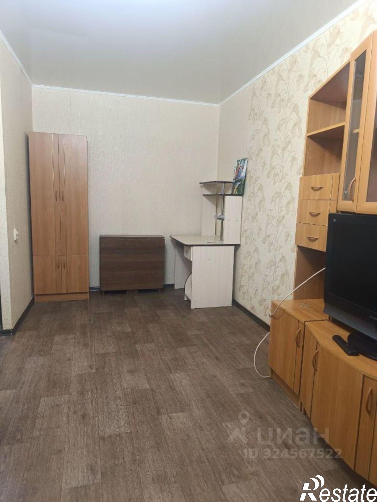 Сдать квартиру за 23 000 рублей на проспект Шинников, 81