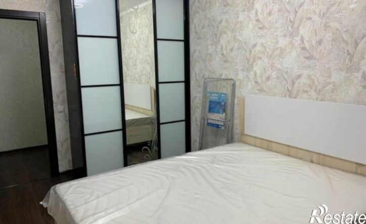 2-комн квартира проспект Строителей, 68,  д. 68