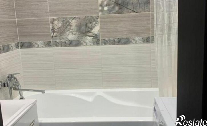 2-комн квартира проспект Строителей, 68,  д. 68