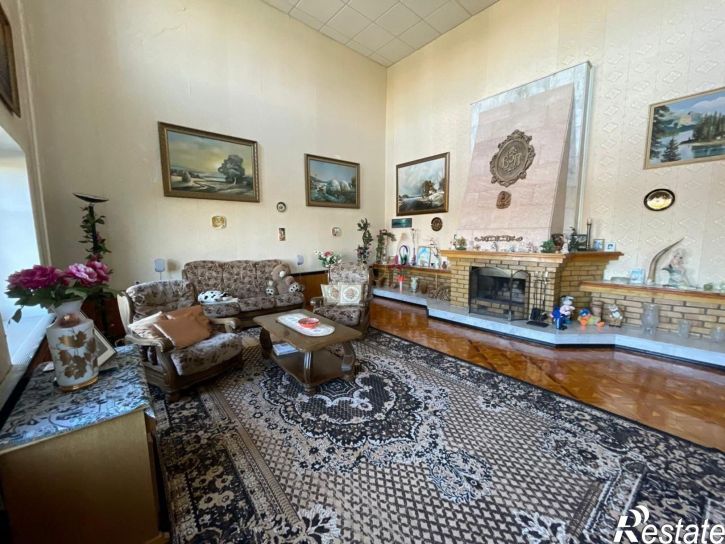 6-комн квартира пр-кт Химиков, 38,  д. 38