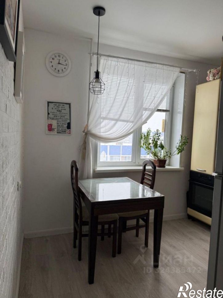 3-комн квартира проспект Химиков, 57,  д. 57