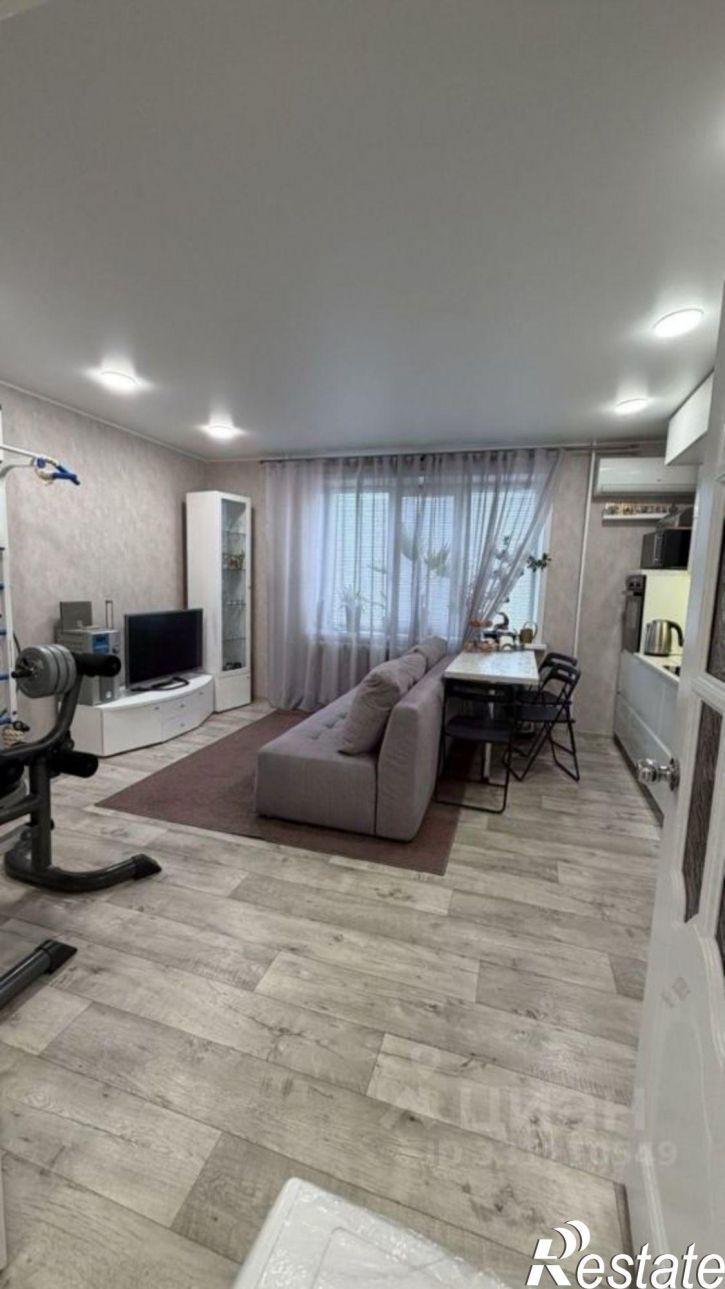 3-комн квартира ул Менделеева, 17,  д. 17