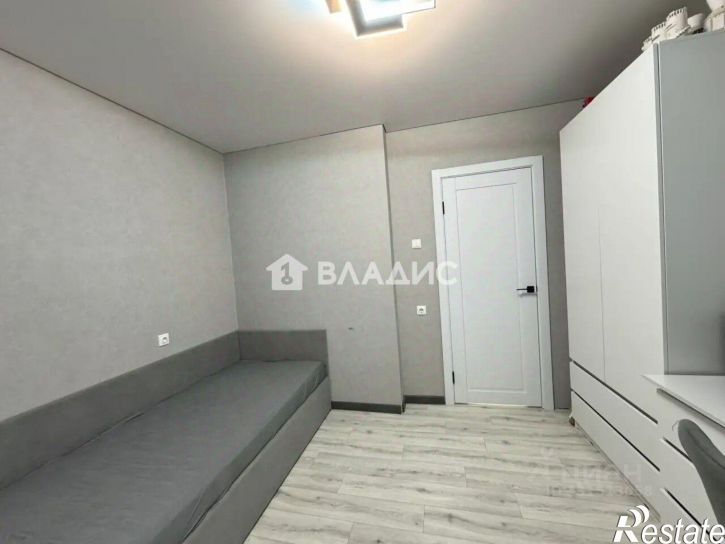 3-комн квартира ул Фикрята Табеева, 27,  д. 27
