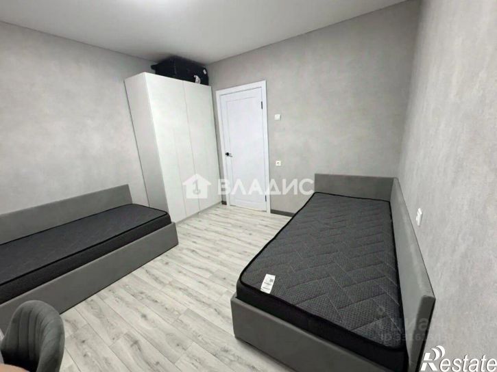 3-комн квартира ул Фикрята Табеева, 27,  д. 27