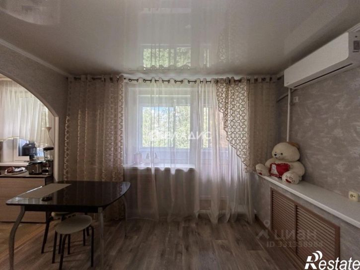 4-комн квартира пр-кт Шинников, 55,  д. 55