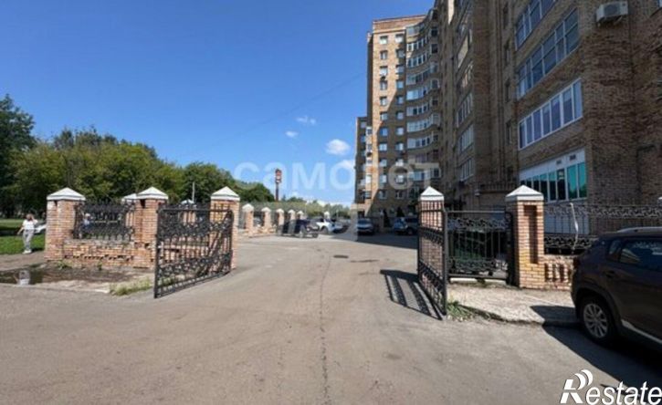 4-комн квартира пр-кт Химиков, 38,  д. 38