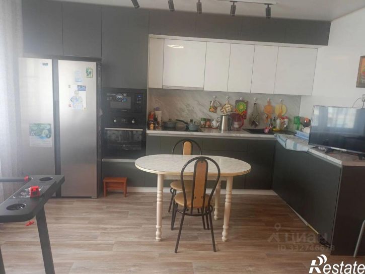 3-комн квартира ул Корабельная, 54,  д. 54