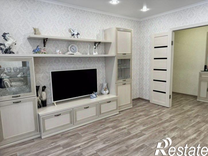 3-комн квартира проспект Химиков, 20,  д. 20