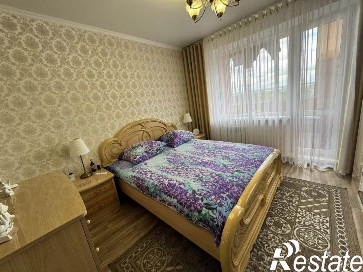 3-комн квартира проспект Химиков, 20,  д. 20