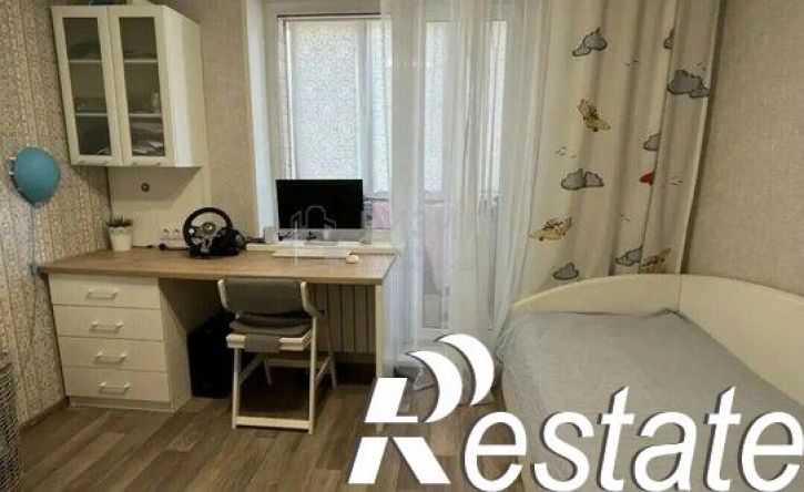 3-комн квартира проспект Химиков, 25,  д. 25