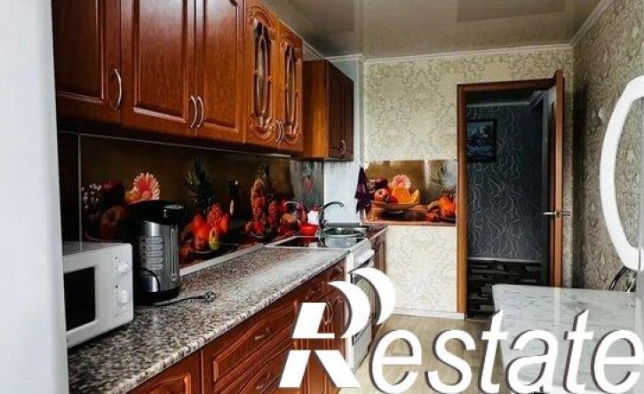 4-комн квартира проспект Химиков, 51,  д. 51