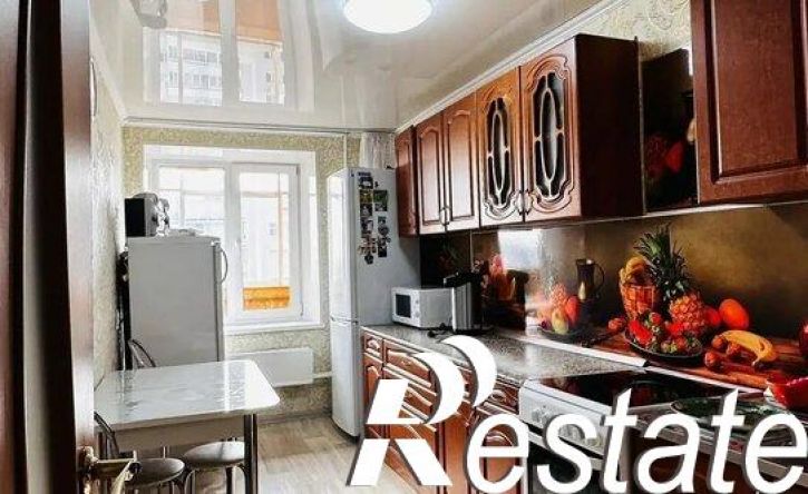 4-комн квартира проспект Химиков, 51,  д. 51