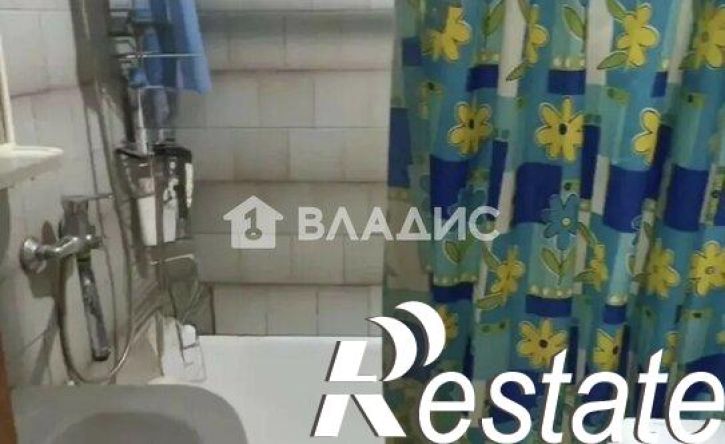 2-комн квартира улица Кайманова, 3,  д. 3